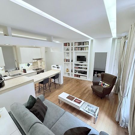 Campo Dei Fiori Modern Apartment With Terrace Rom Exterior foto